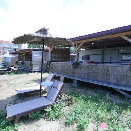 каравани на плаж златна рибка * Sozopol